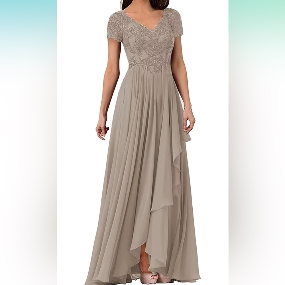 Elegant Taupe Lace Bodice Chiffon Wedding Dress